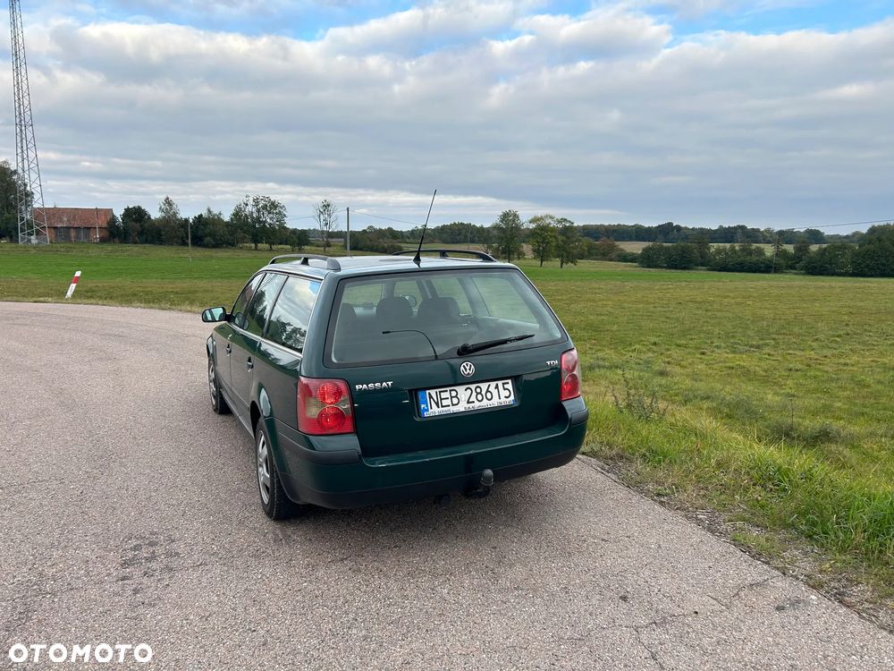 Volkswagen Passat - 2