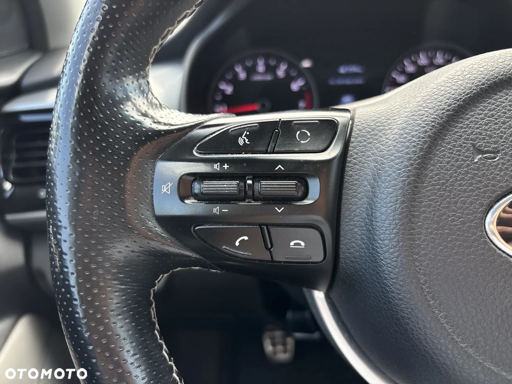 Kia Stonic 1.0 T-GDI MHEV L - 21