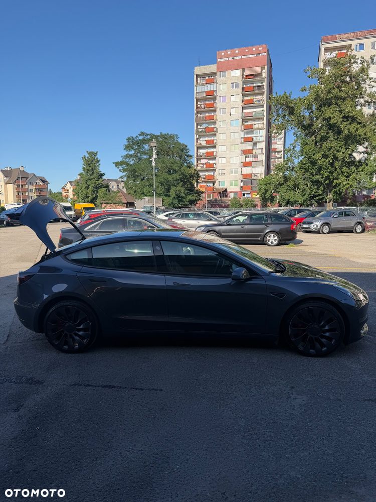 Tesla Model 3 Langstreckenbatterie Allradantrieb Dual Motor Performance - 15