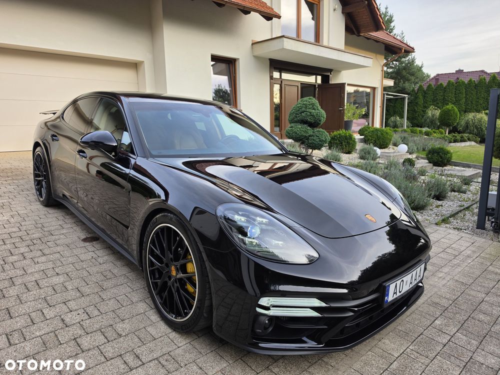 Porsche Panamera - 6