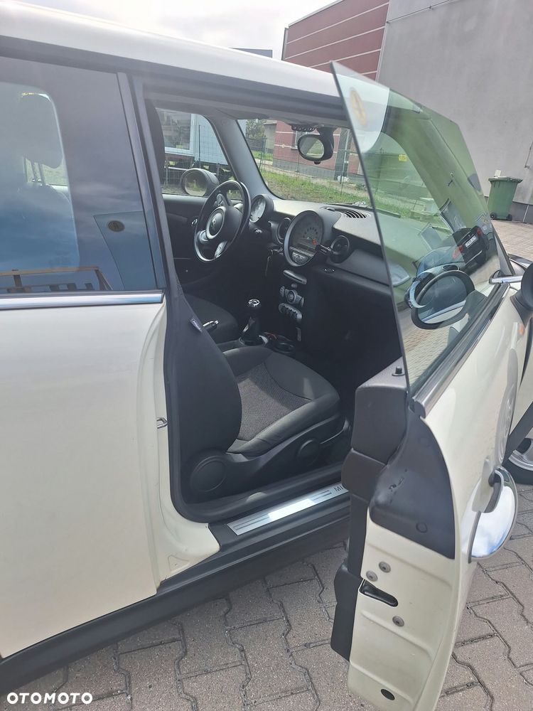 MINI ONE Standard - 7