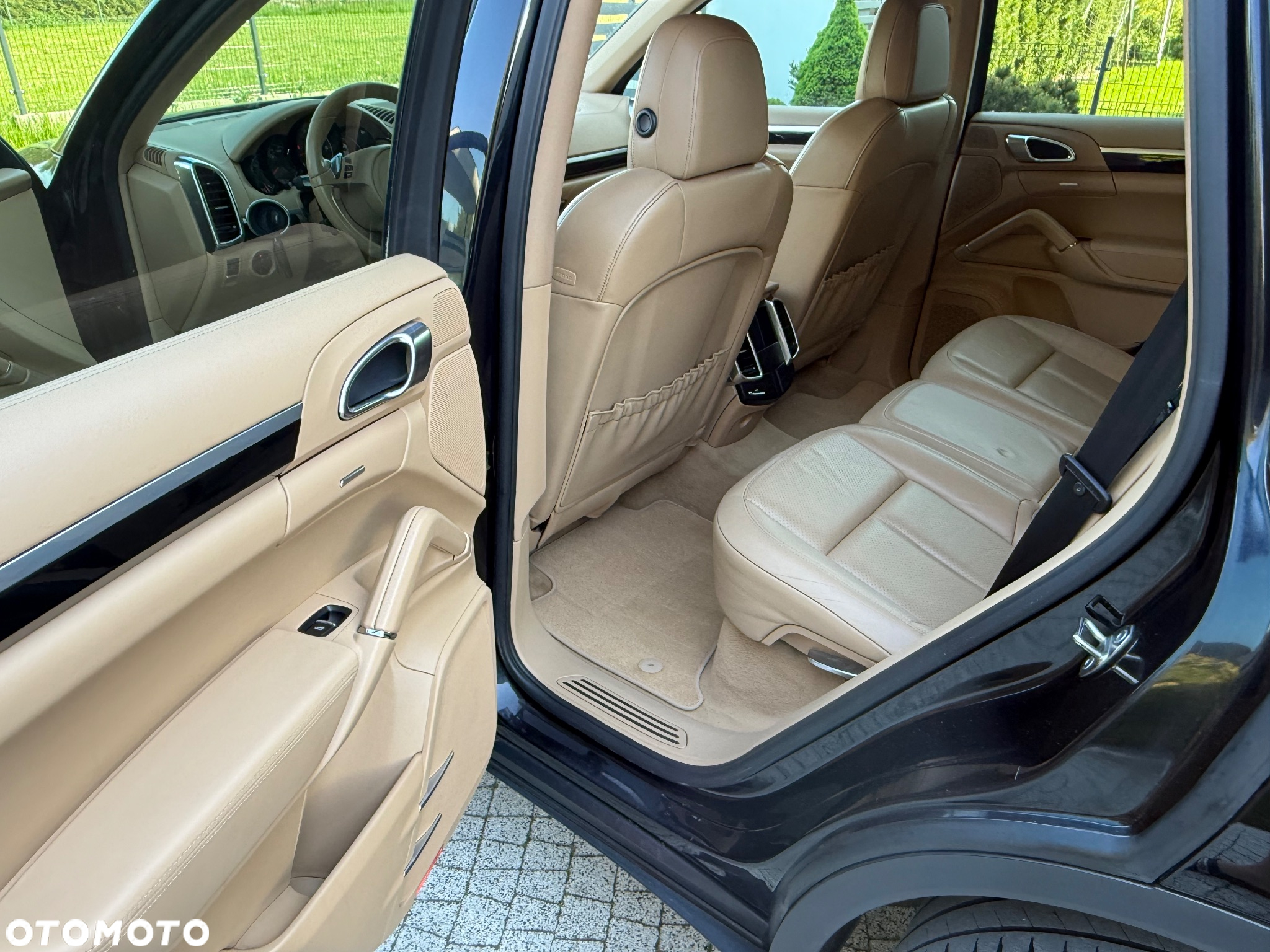 Porsche Cayenne Diesel Platinum Edition - 17