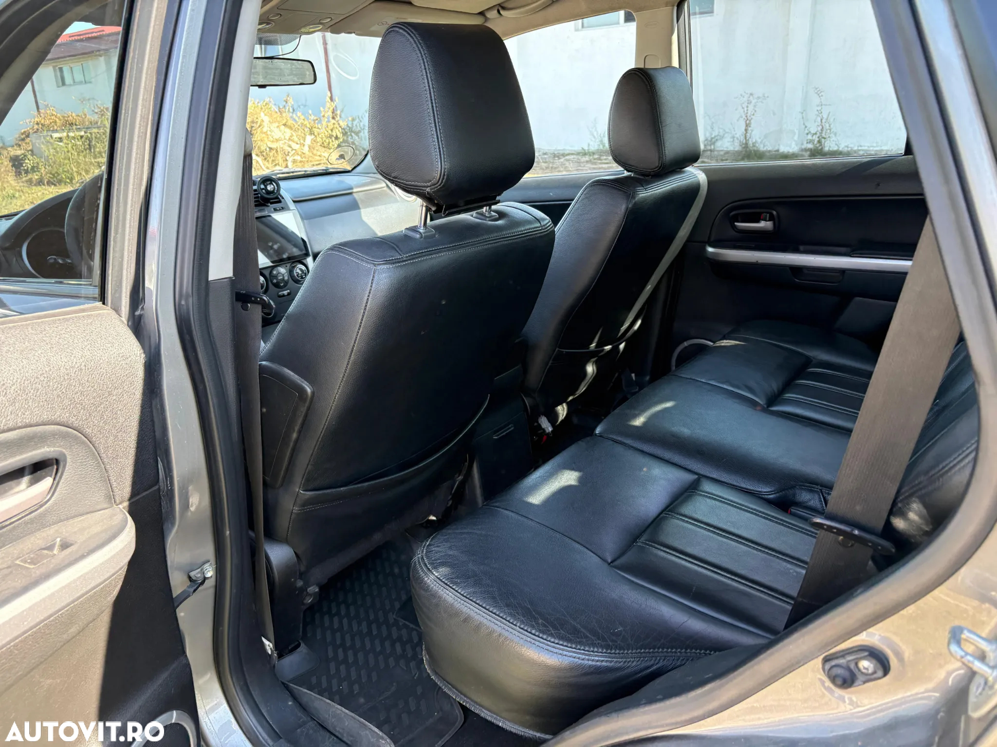 Suzuki Grand Vitara 1.9 DDiS Comfort - 7