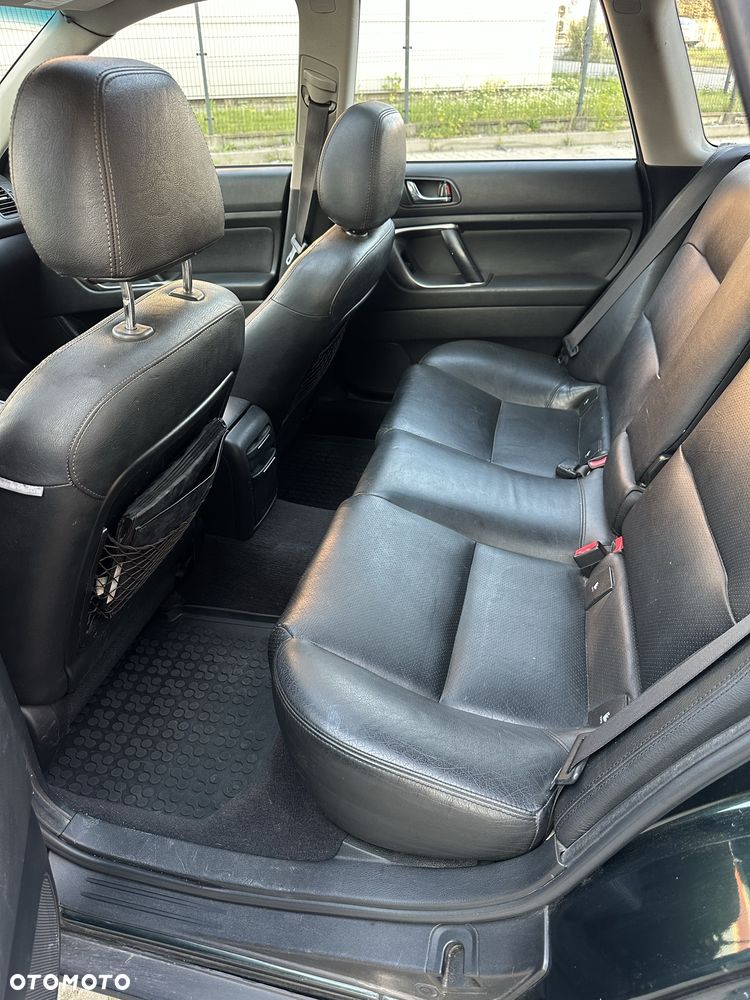 Subaru Outback - 8