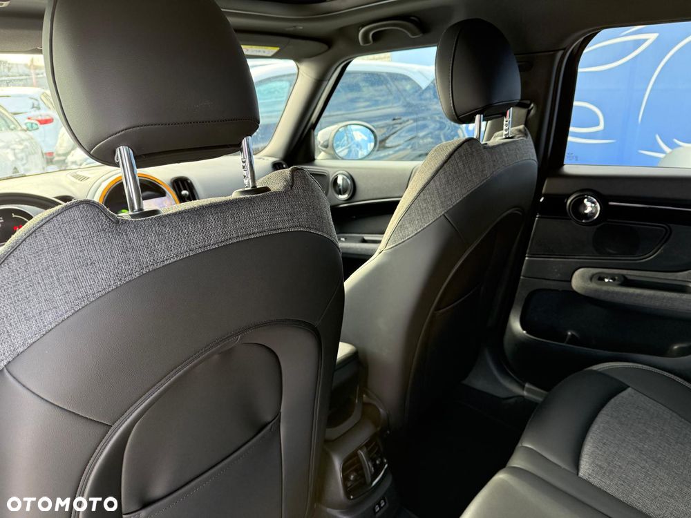 MINI Countryman Cooper Shadow Edition - 14