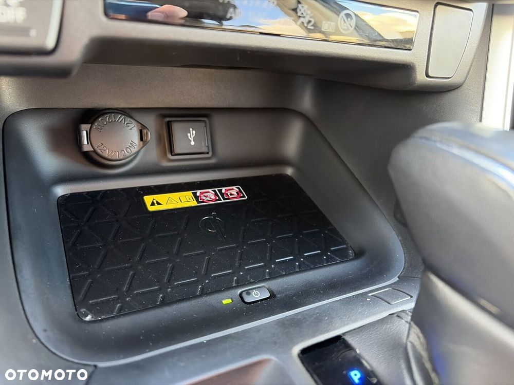 Toyota RAV4 - 24