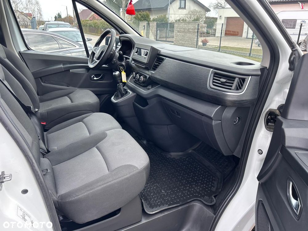 Renault Trafic - 8