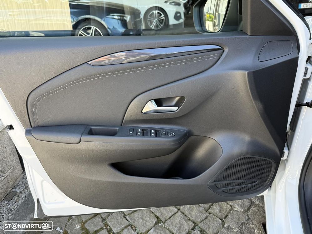 Opel Corsa 1.2 T Elegance - 25