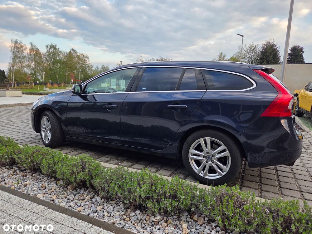 Volvo V60 T5 - 8