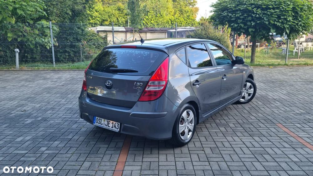 Hyundai i30 1.4 Comfort - 8