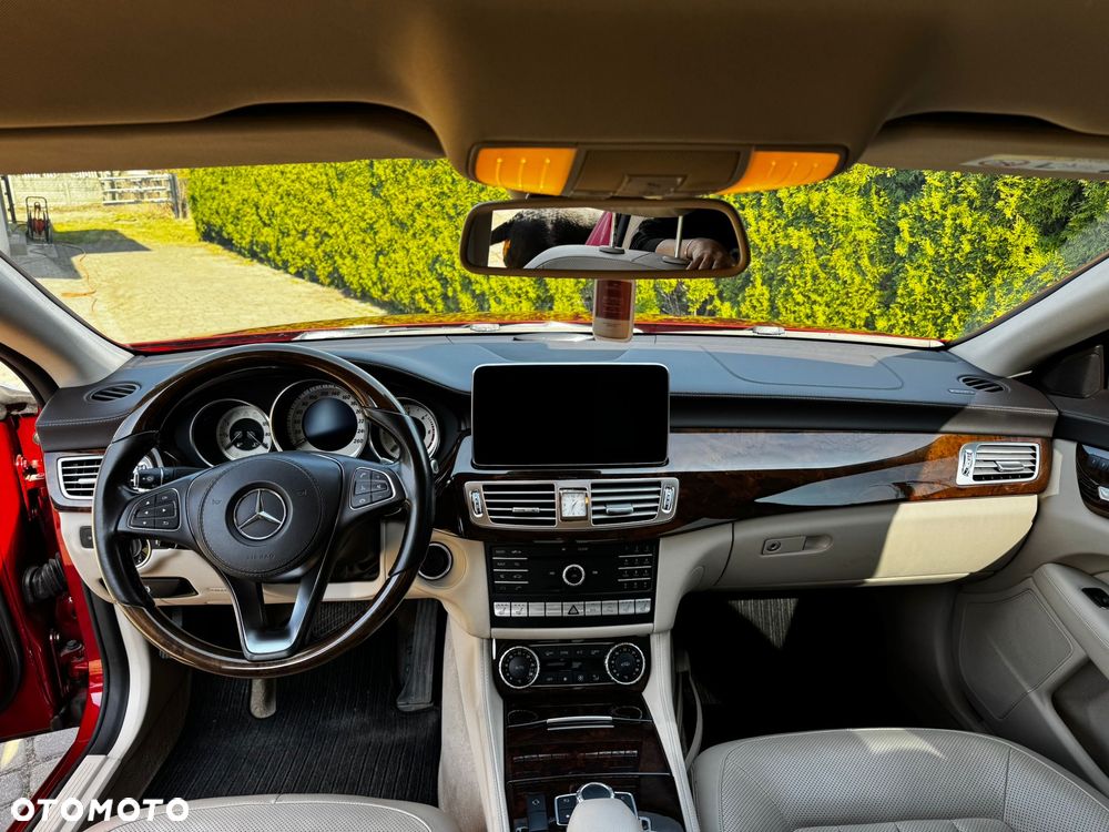 Mercedes-Benz CLS - 12