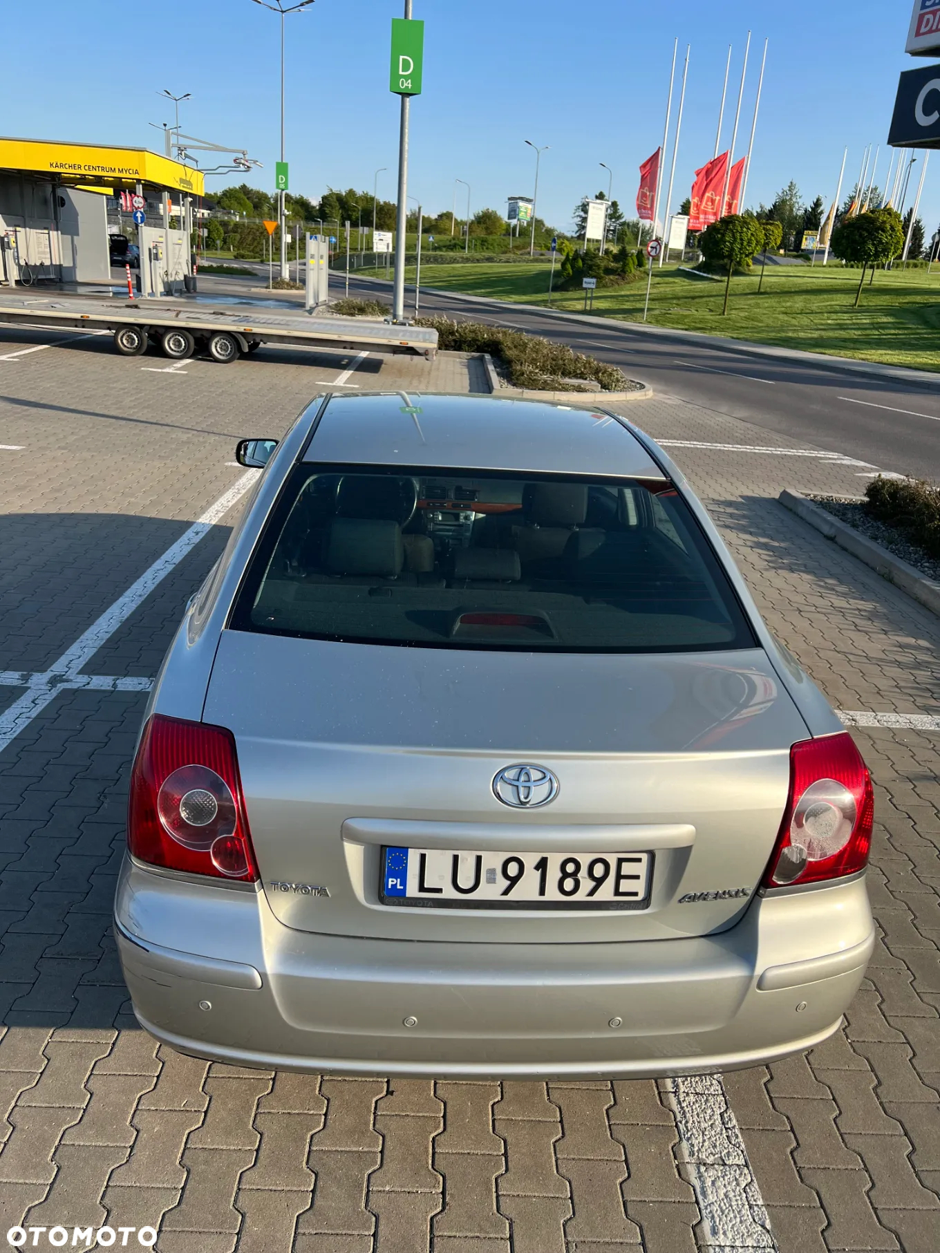 Toyota Avensis 1.8 VVT-i Sol - 10