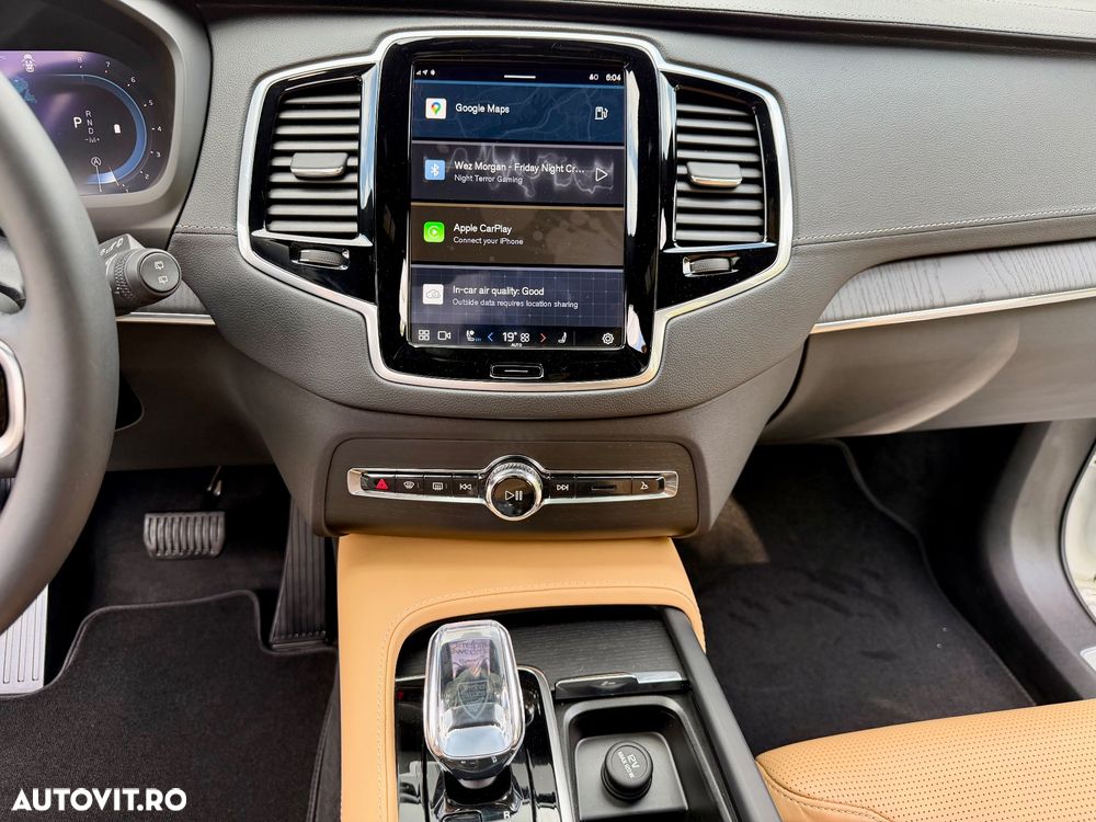 Volvo XC 90 - 31