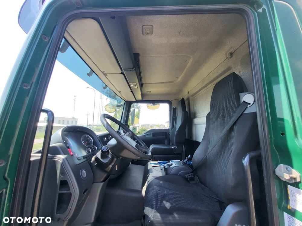 MAN TGM 18.250 4X3 BL - 9