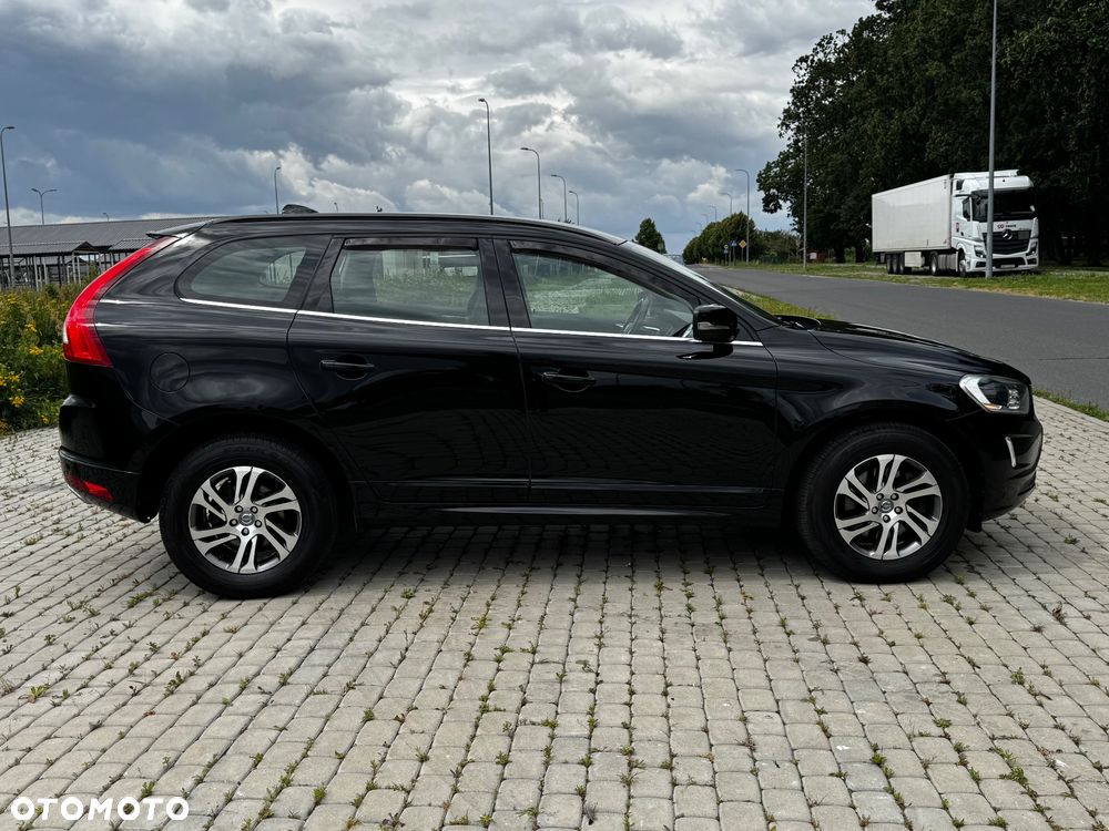 Volvo XC 60 D4 Geartronic Momentum - 9