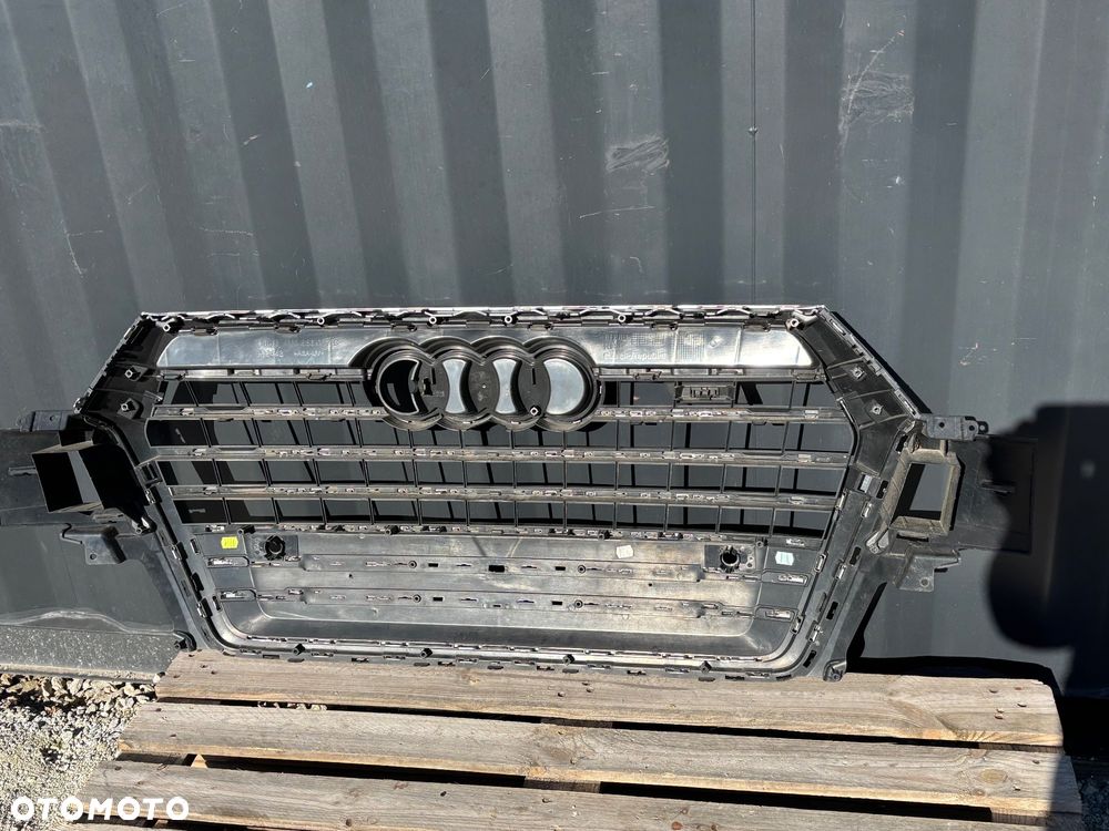 AUDI SQ7 4M0 Atrapa ,Grill zderzaka - 2