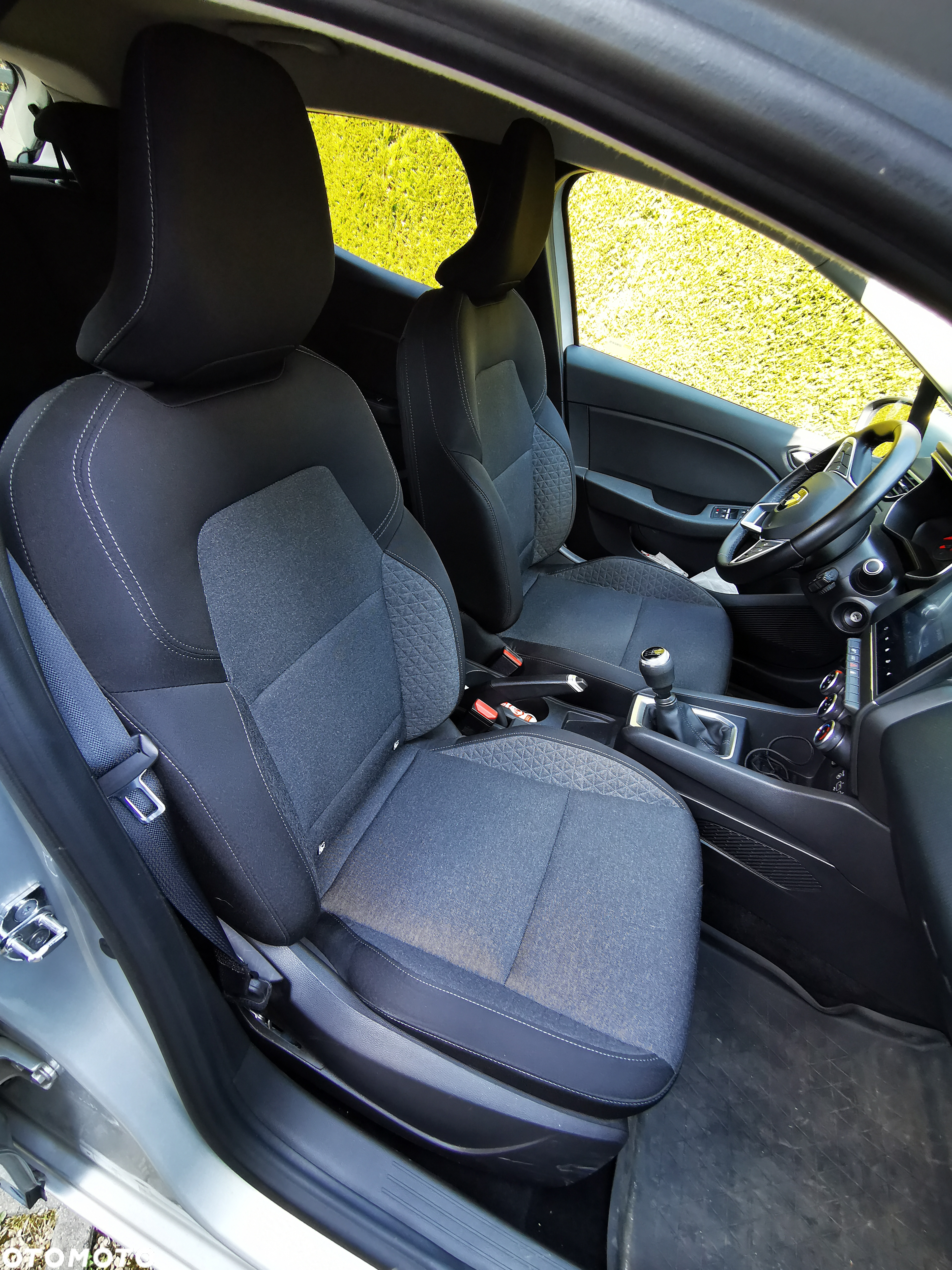 Renault Clio 1.0 TCe Zen - 15