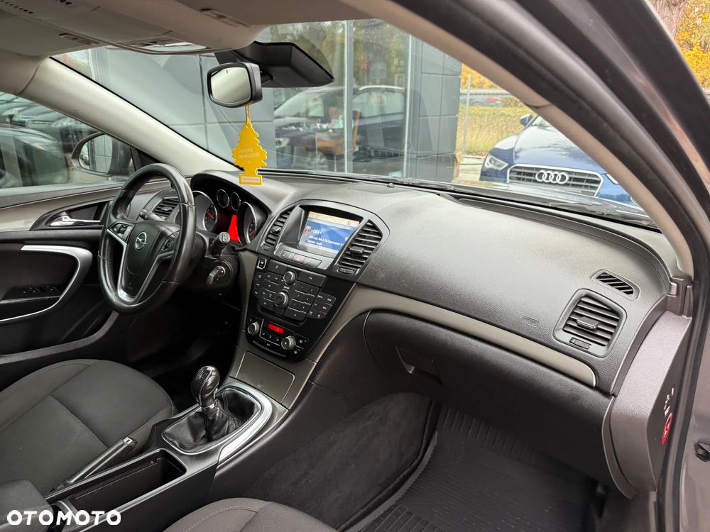 Opel Insignia 1.4 T Cosmo S&S - 27