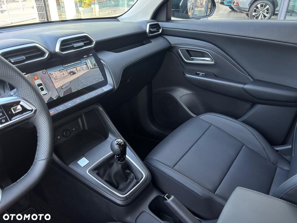 MG ZS 1.5 Excite - 10