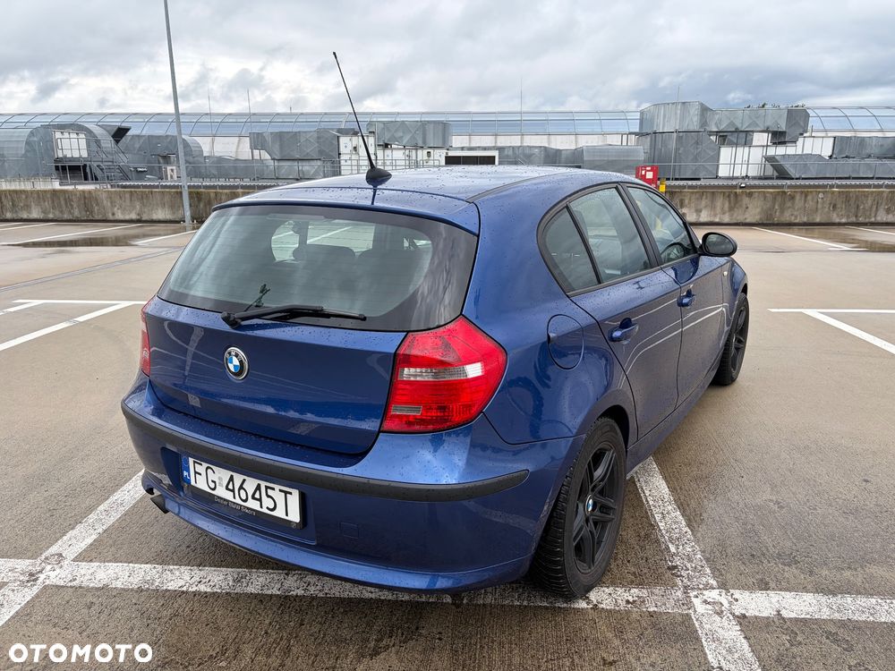 BMW Seria 1 116i - 8