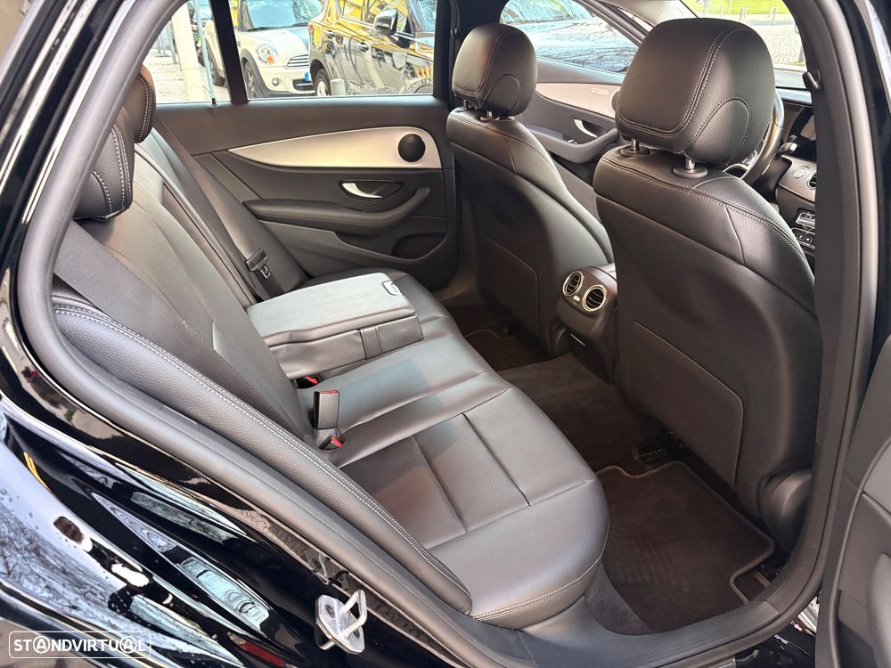 Mercedes-Benz E 300 - 17