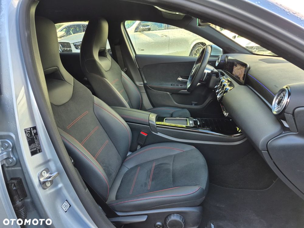 Mercedes-Benz Klasa A 200 AMG Line 7G-DCT - 28