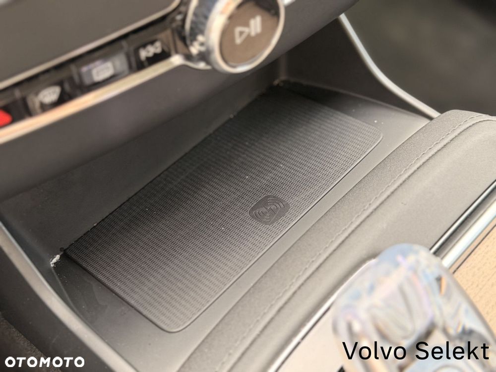 Volvo XC 90 - 22