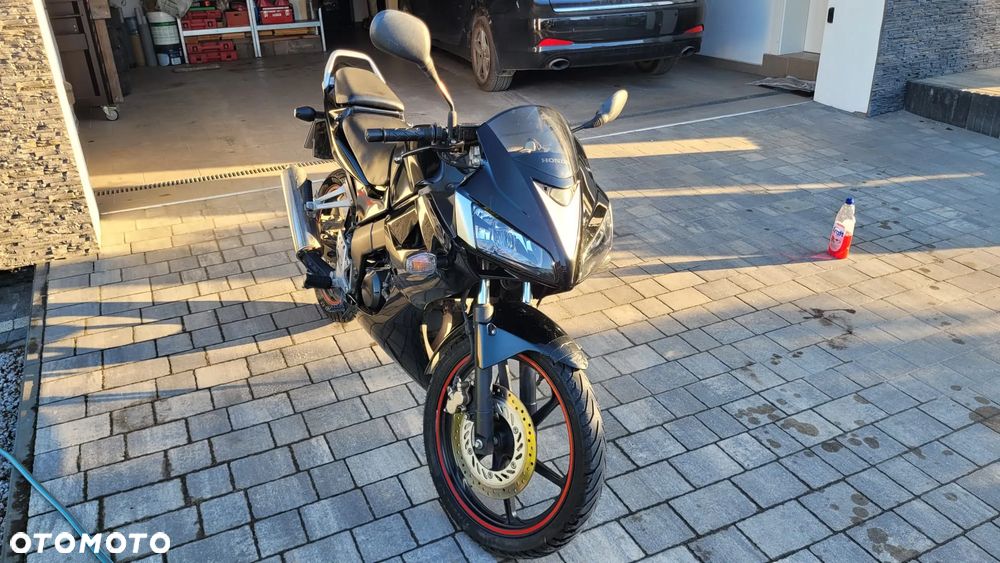 Honda CBR - 3