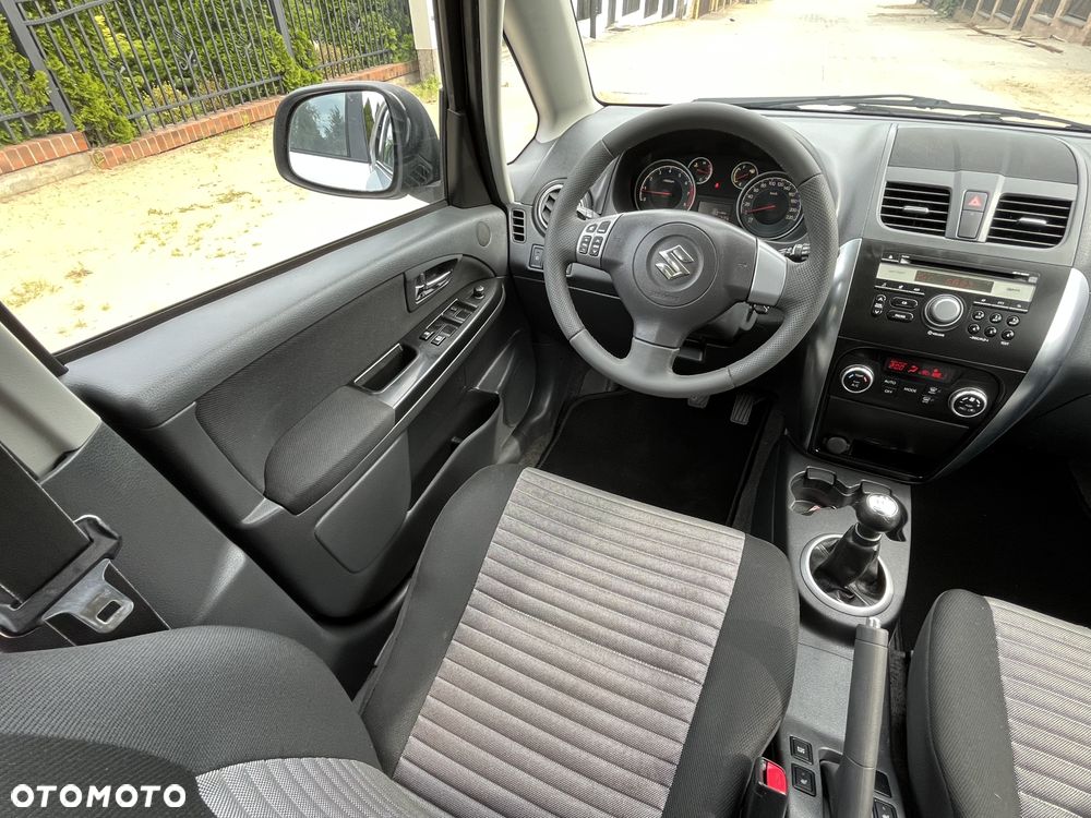 Suzuki SX4 1.6 VVT 4x2 City - 22