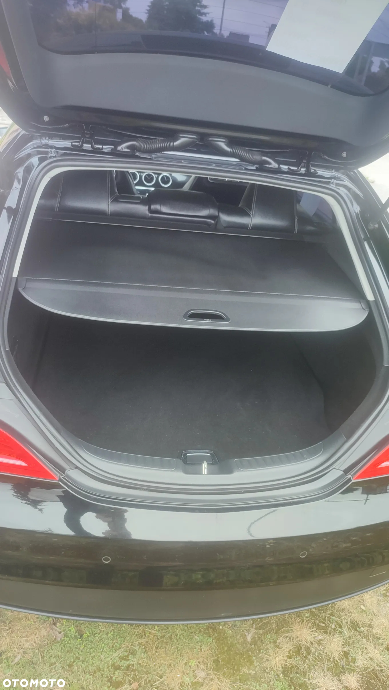 Mercedes-Benz CLA Shooting Brake 180 AMG Line - 21
