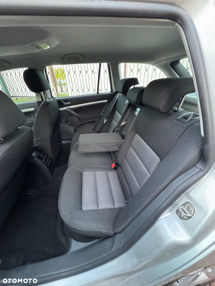 Skoda Octavia 1.6 Ambiente EU5 - 23