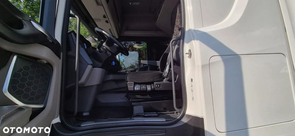 Scania R 360 - 21