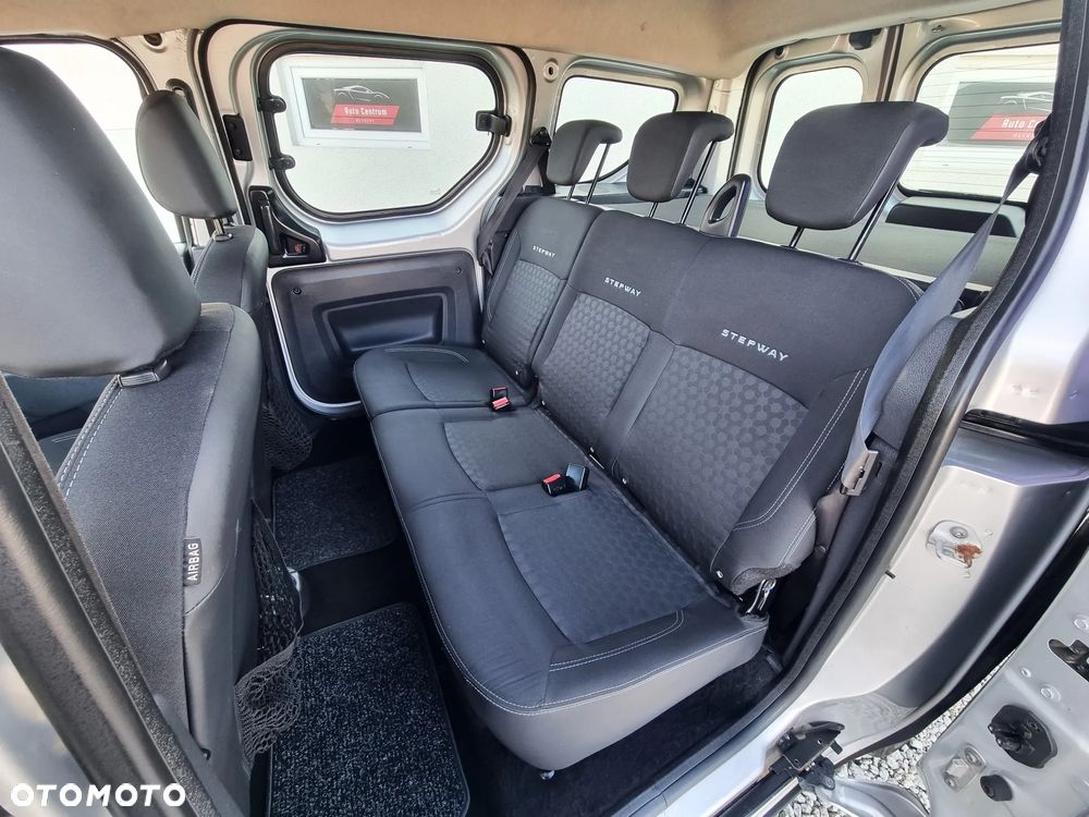 Dacia Dokker TCe 115 Stepway Celebration - 14
