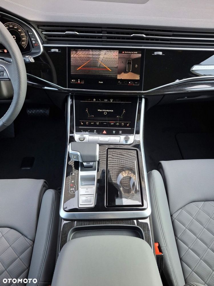 Audi Q7 - 25