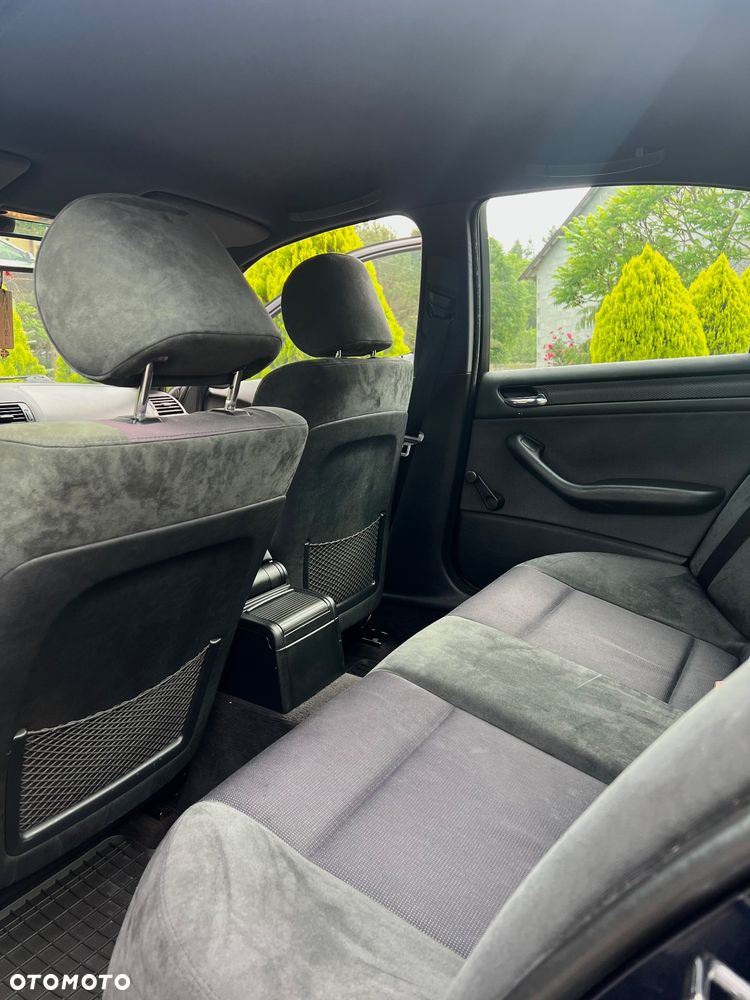 BMW Seria 3 320i - 5
