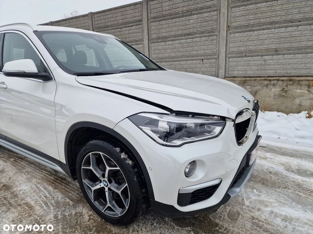 BMW X1 sDrive18i xLine - 29