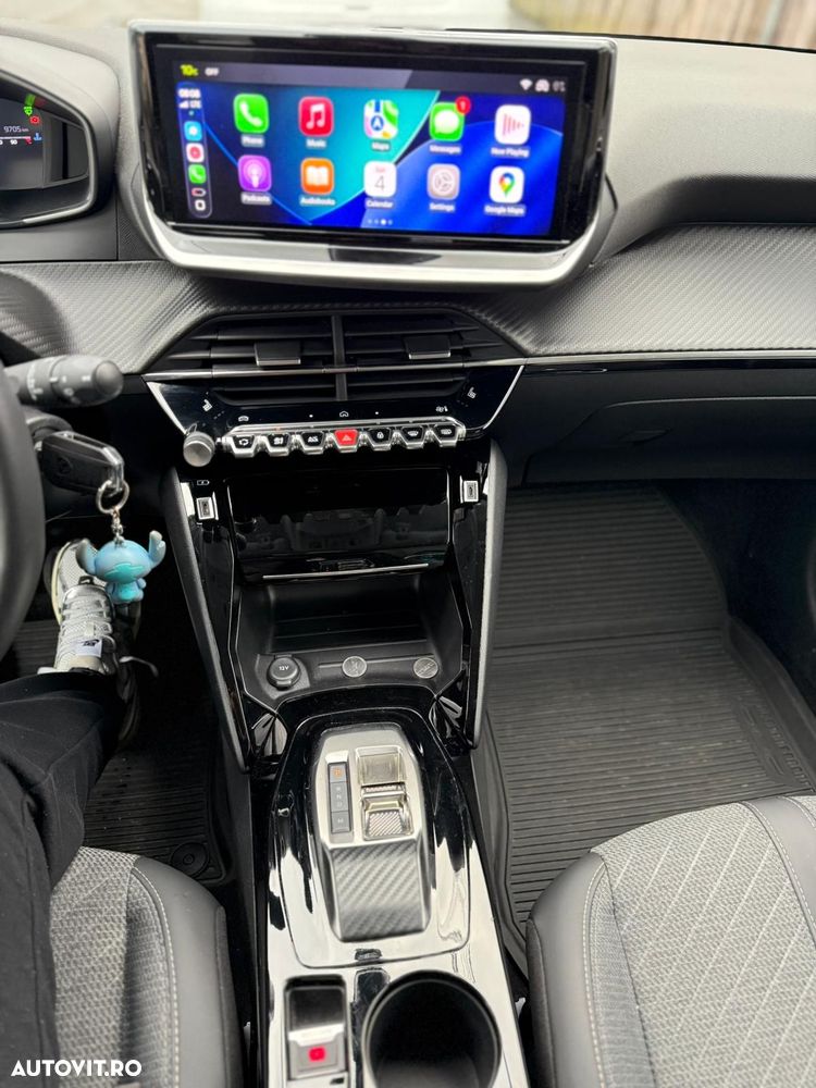 Peugeot 208 1.2L e-DCS6 MHEV Allure - 9