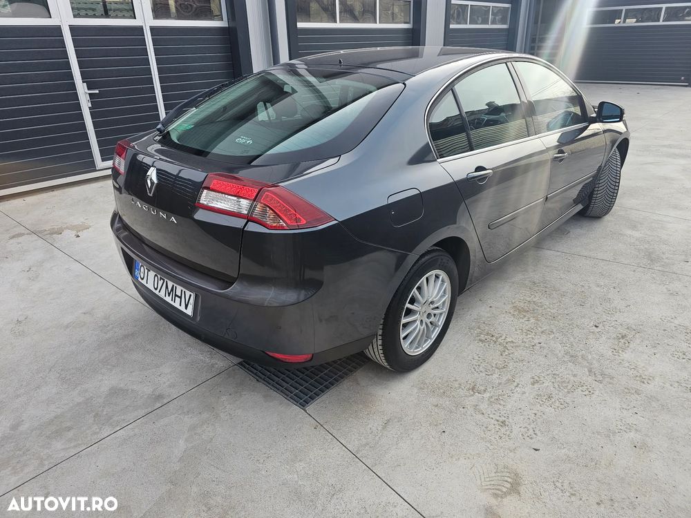 Renault Laguna dCi 110 FAP Limited - 9