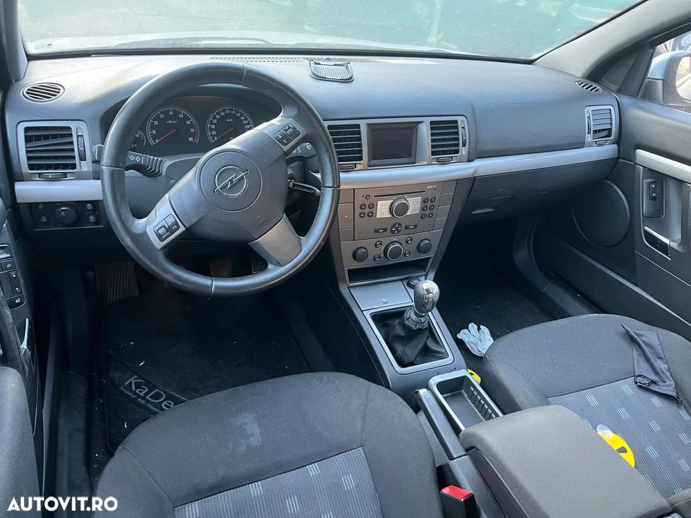 Dezmembrez Opel Vectra C facelift sedan 2005 benzina - 6