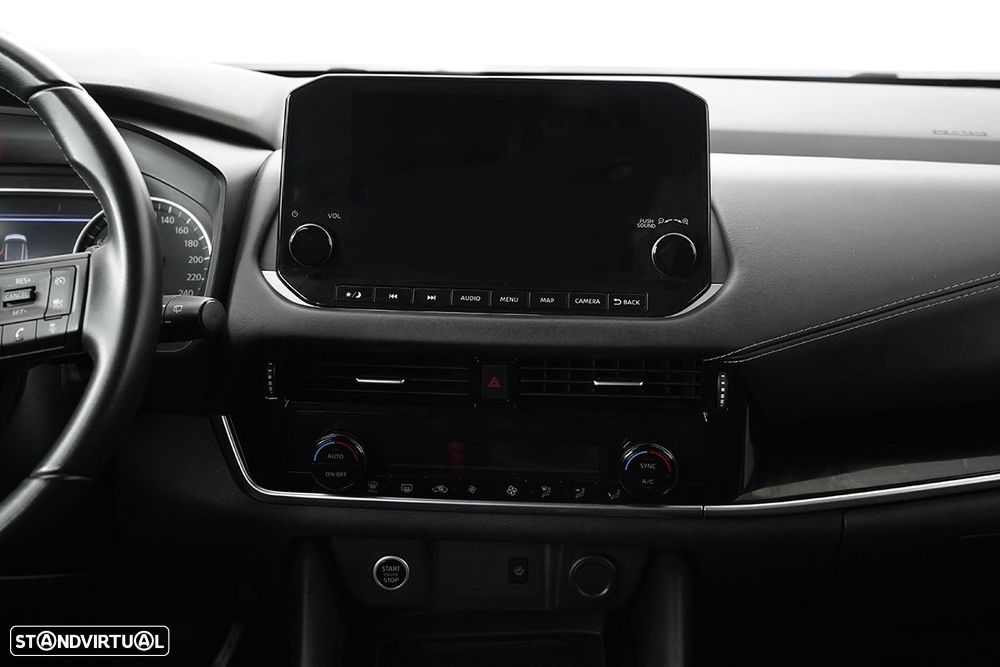 Nissan Qashqai 1.3 DIG-T N-Connecta Xtronic - 8