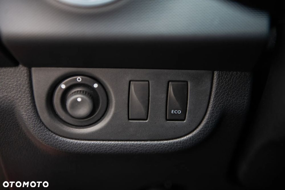 Dacia Sandero TCe 90 Celebration - 34