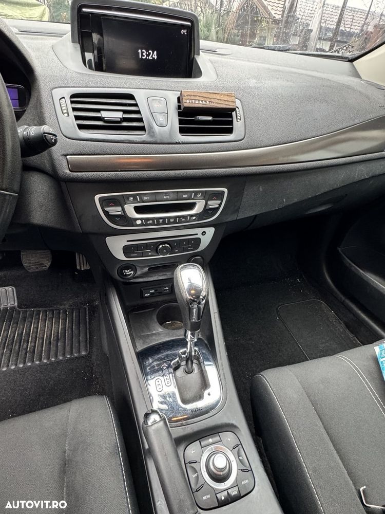 Renault Megane 1.5 dCi EDC Olympic - 10