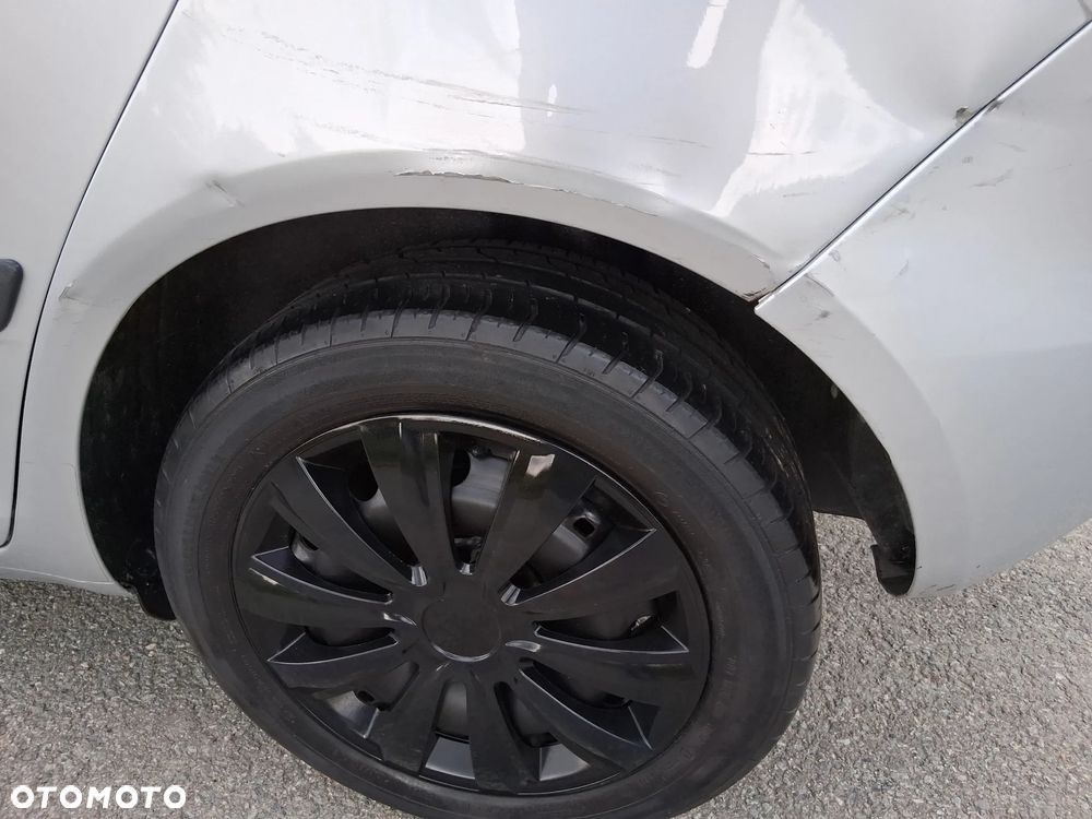 Skoda Fabia 1.6 TDI DPF Ambition Plus - 14