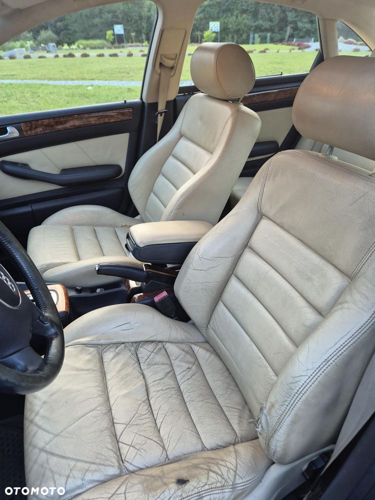 Audi A6 Limousine 2.5 TDI Quattro Tiptr - 7