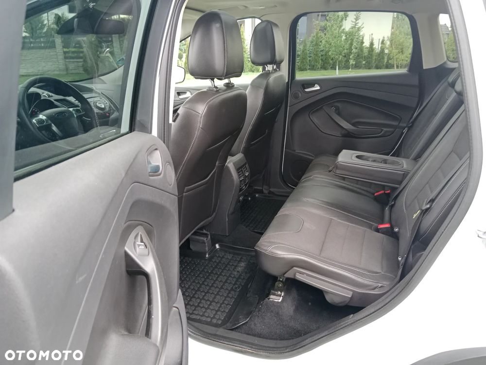 Ford Kuga 2.0 TDCi FWD Titanium Plus - 8
