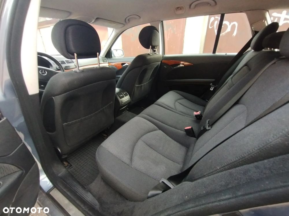 Mercedes-Benz Klasa E 220 CDI Automatik Avantgarde - 13
