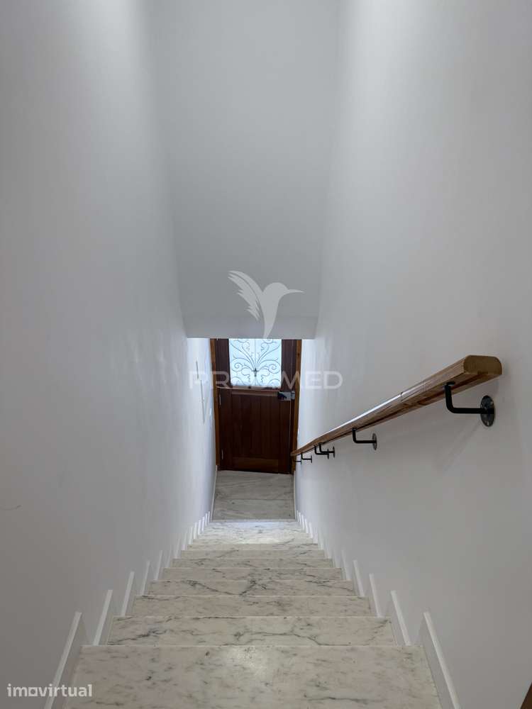 Apartamento T2 Remodelado no Centro de Santarém - Grande imagem: 3/31