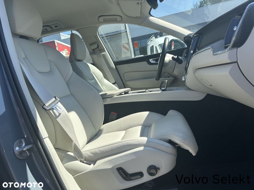 Volvo XC 60 - 23