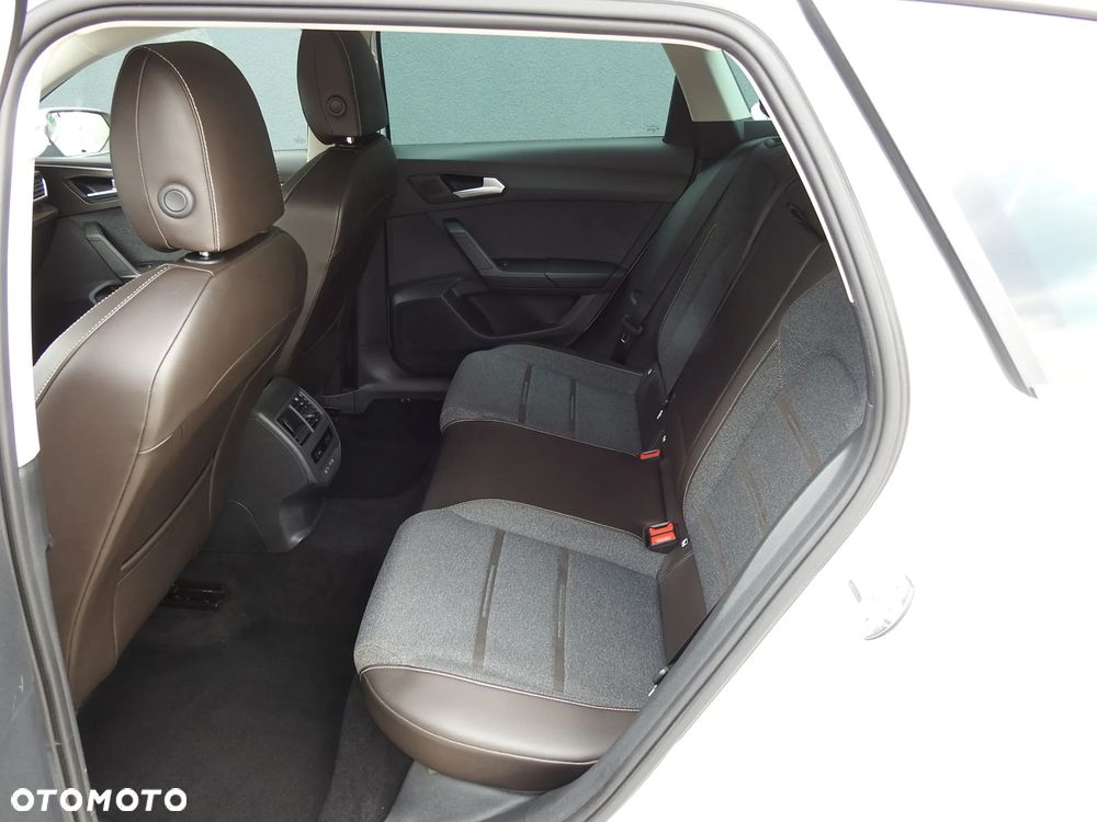 Seat Leon 1.5 eTSI ACT OPF DSG Xcellence - 13