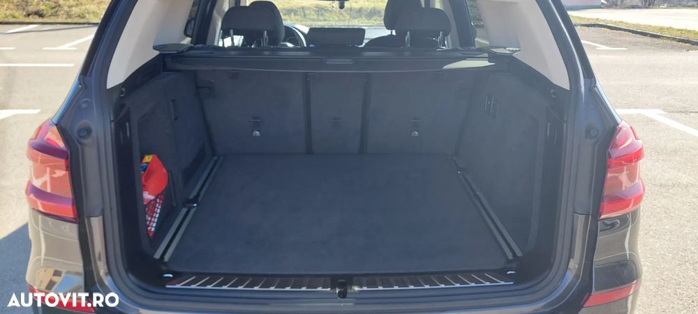 BMW X3 xDrive20i Aut. Advantage - 12